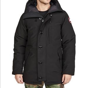 Canada Goose Black Mens Chateau Parka Non-Fur worn twice.